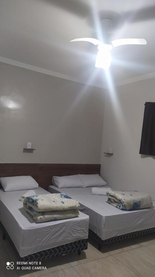 Pousada Quarto Com Ar, Wi Fi,Frigobar Perto Da Basilica อาปาเรซีดา ภายนอก รูปภาพ